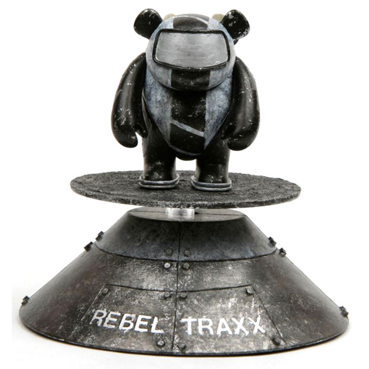 Rebel Traxx by Phu