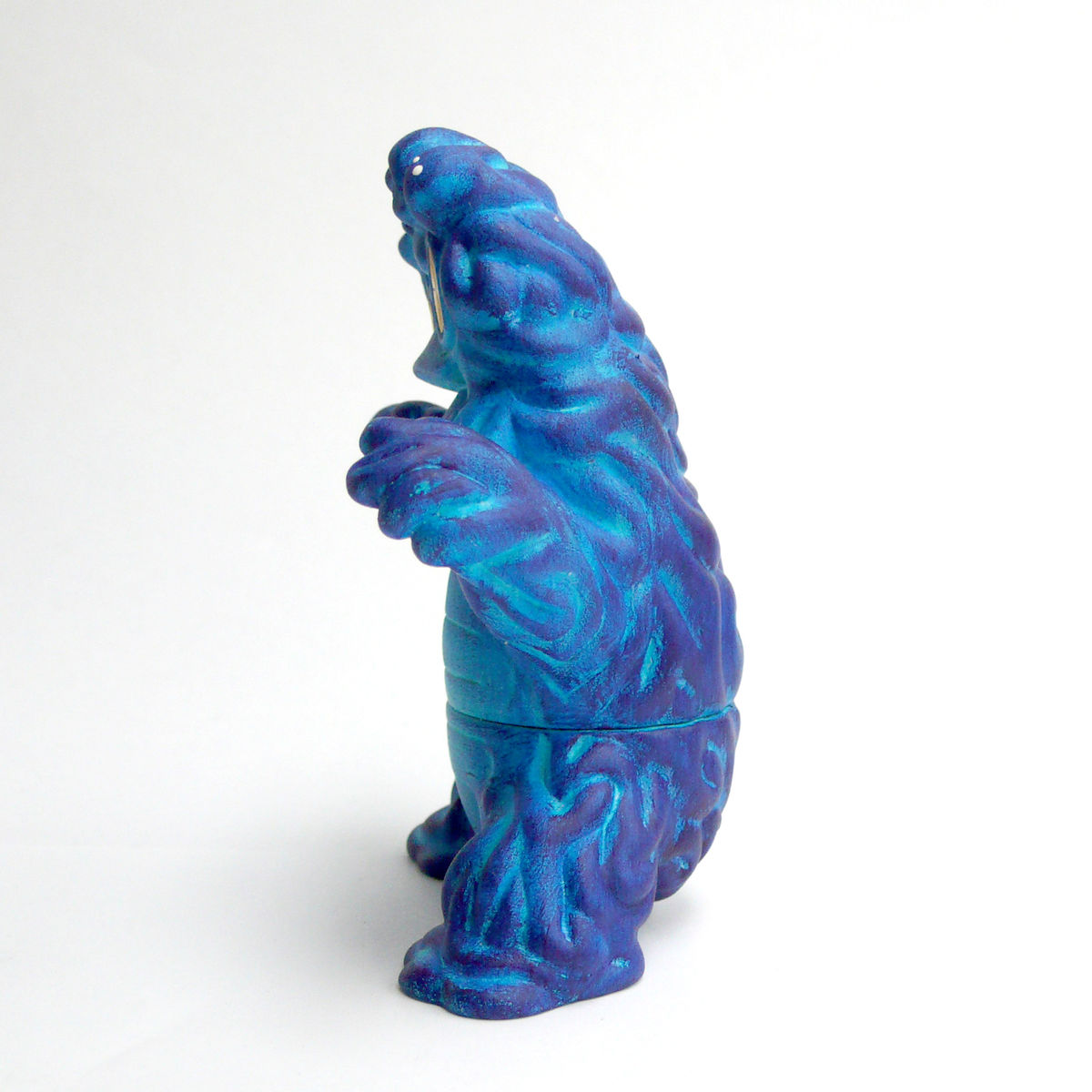 blue period crouching hedo