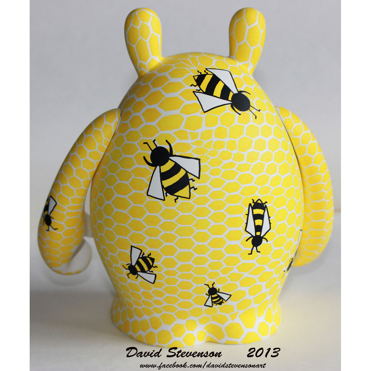 HoneyComb Dude in a Suit