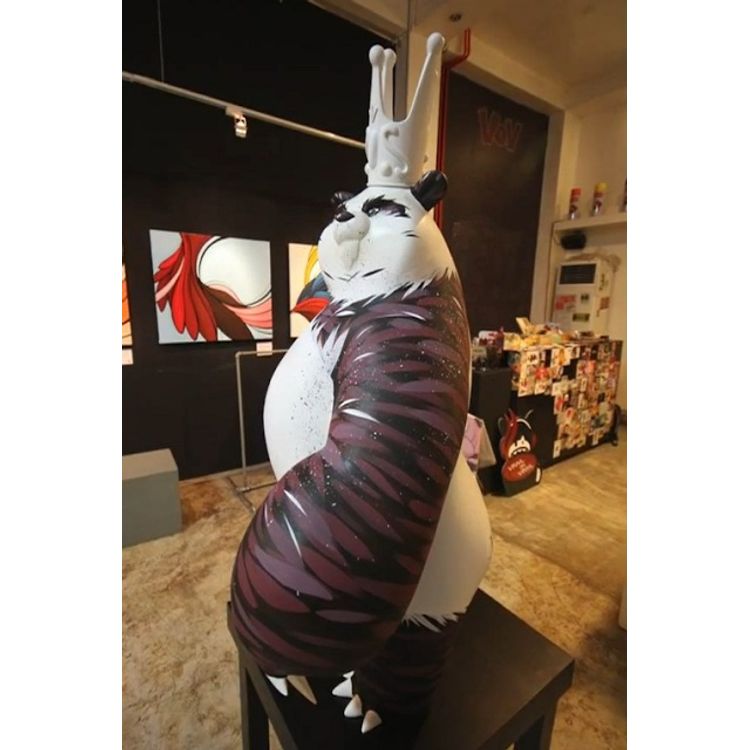 Giant Panda King - 48" by Woes (Aaron Martin)