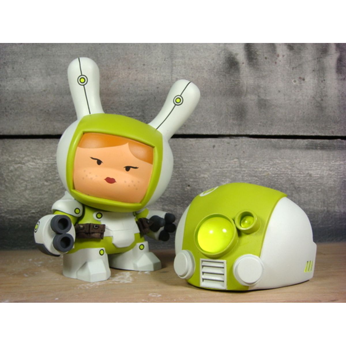 8" Penelope the Heavy Trooper