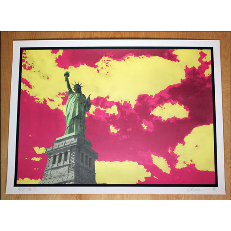 Lady Liberty - Variant B by Tim Oliveira