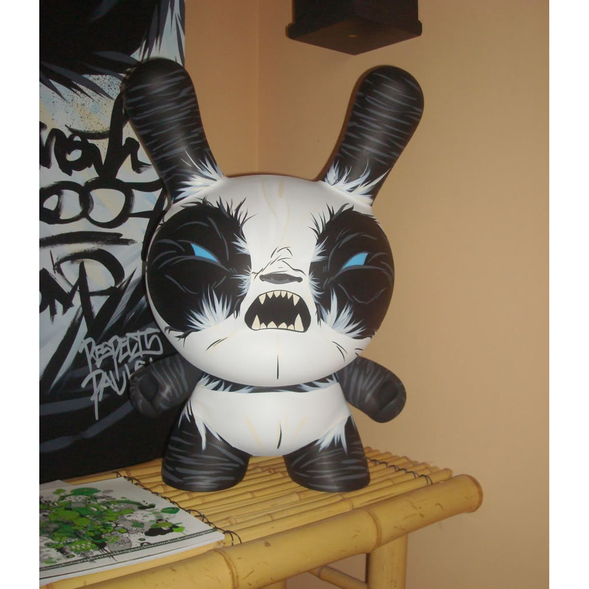 Woes Dunny 20" GID eyes
