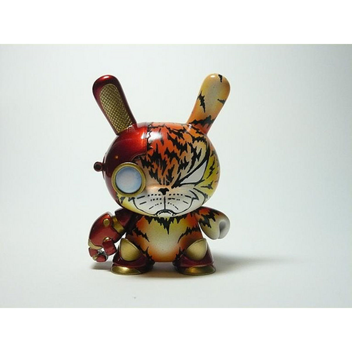 IRON TIGER DUNNY