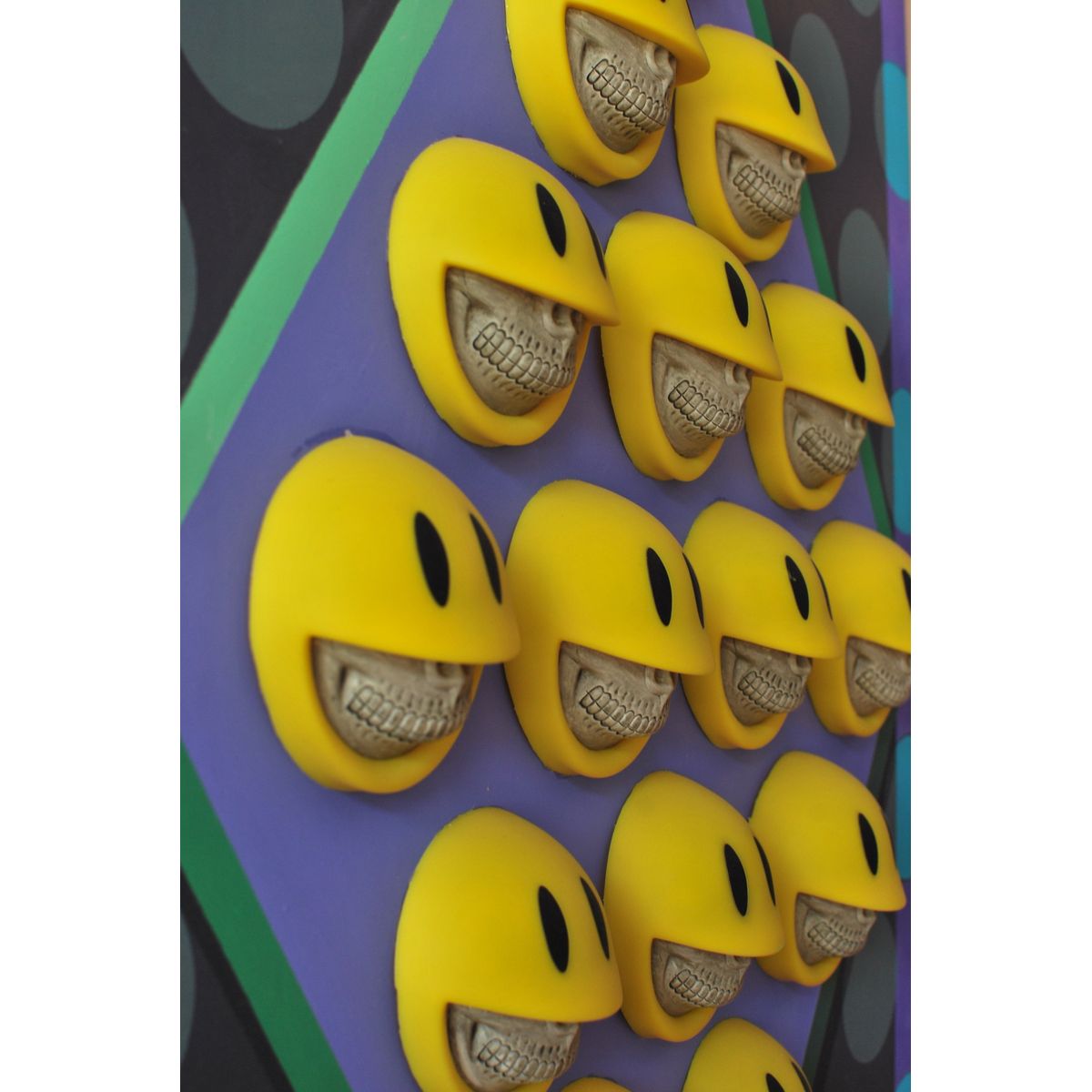 Grin Polka Tile Painting