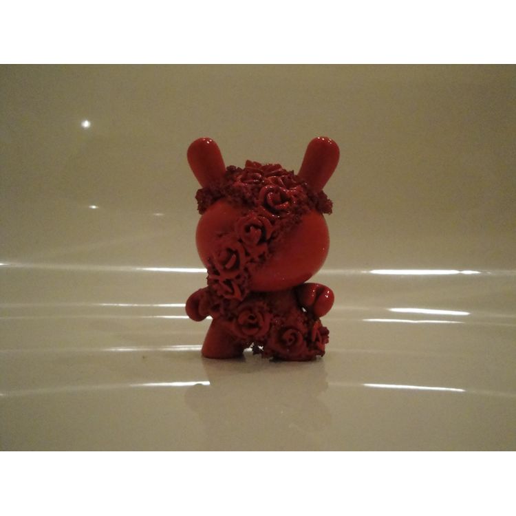 Red Rose Dunny by Eechone