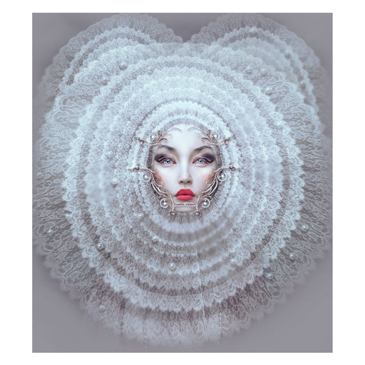 White Queen by Natalie Shau