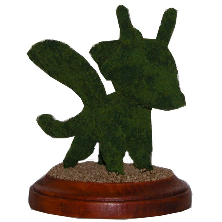 Topiary Dragon. by TIBONG