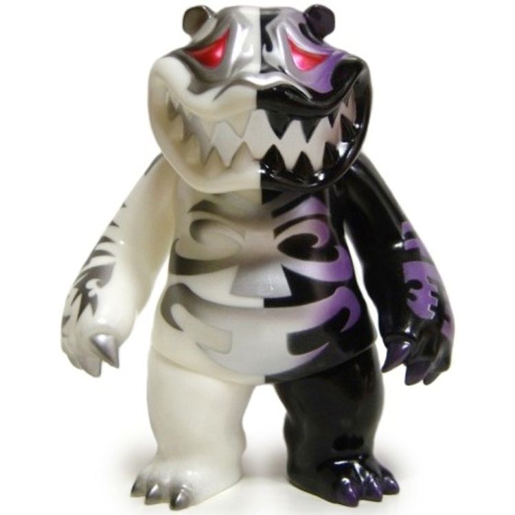 Half & Half Mad Panda - White/Black by HARIKEN (Hariu Kenichi)
