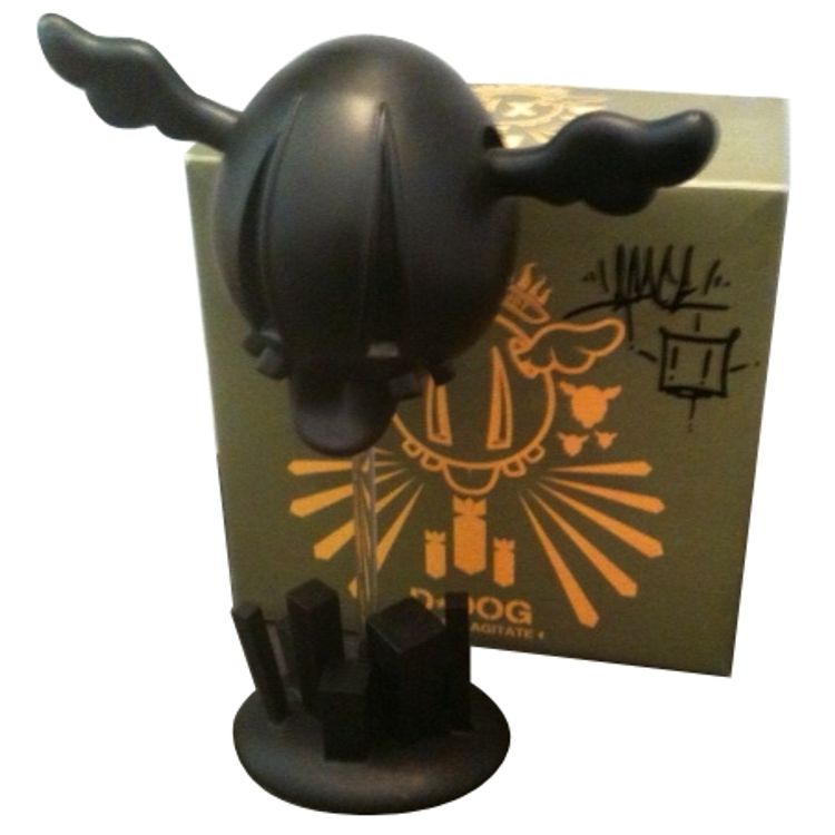 D*Dog (black) by D*Face (Dean Stockton)