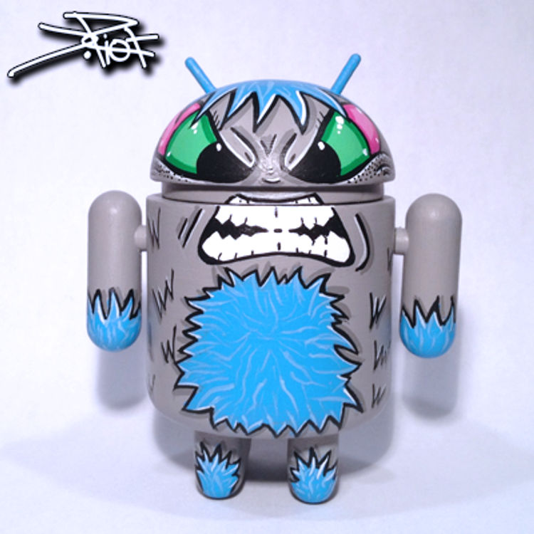 Charred Rioteer Droid by j.Riot by J.Riot