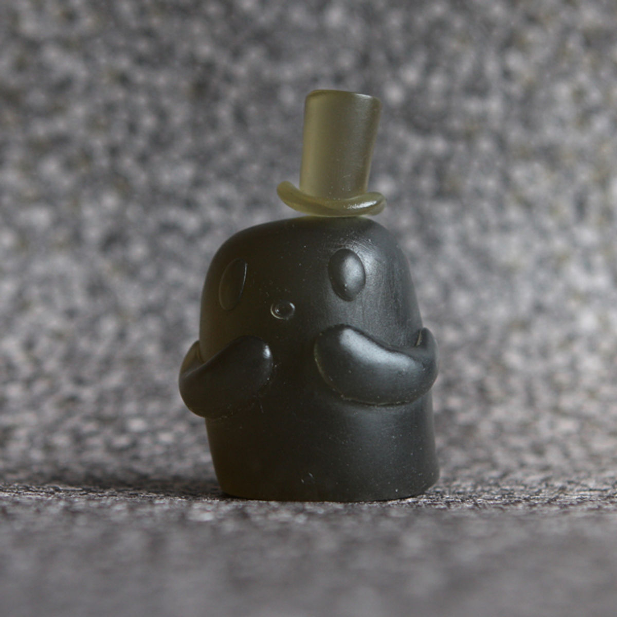 Jason The Cheeky Ghost Grey Clear resin