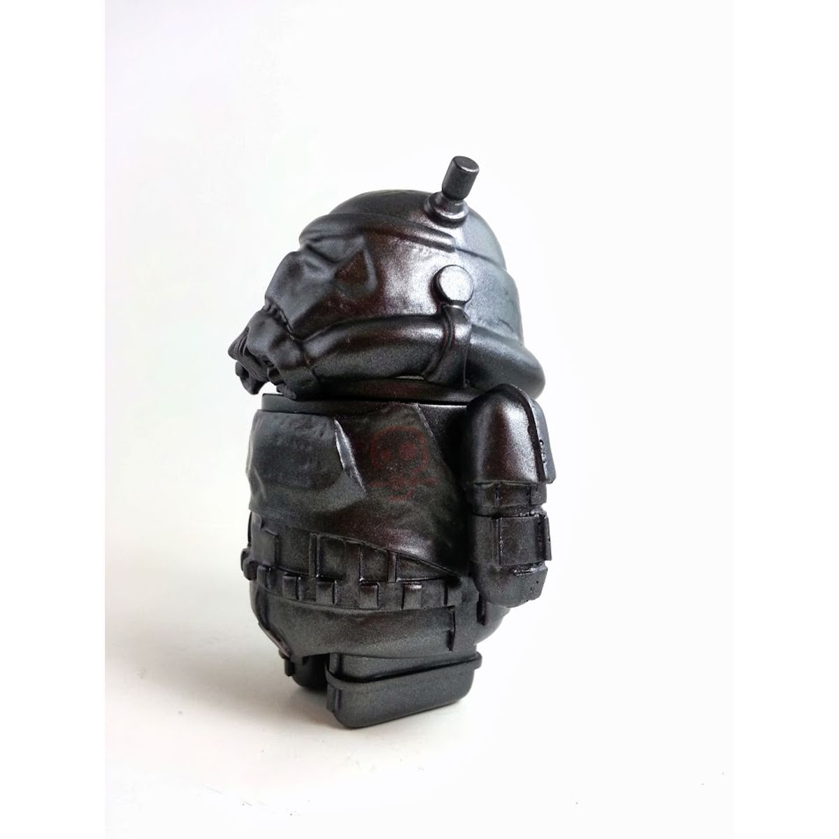 Carbonite Stormdroid