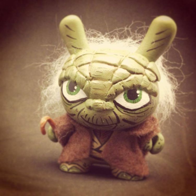 Yoda Dunny by Firehead Design (Cesar Diaz)