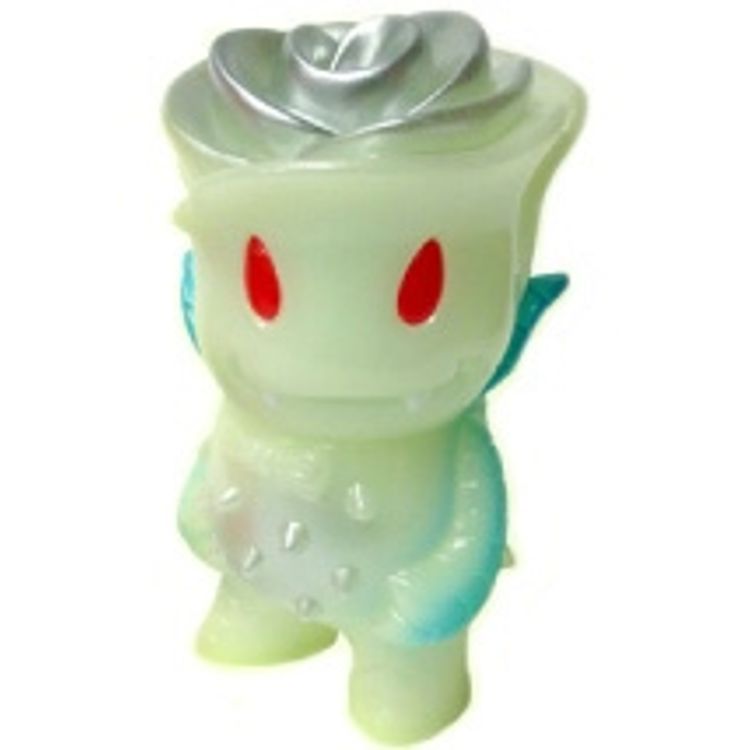Pocket Rose Vampire - GID by Josh Herbolsheimer