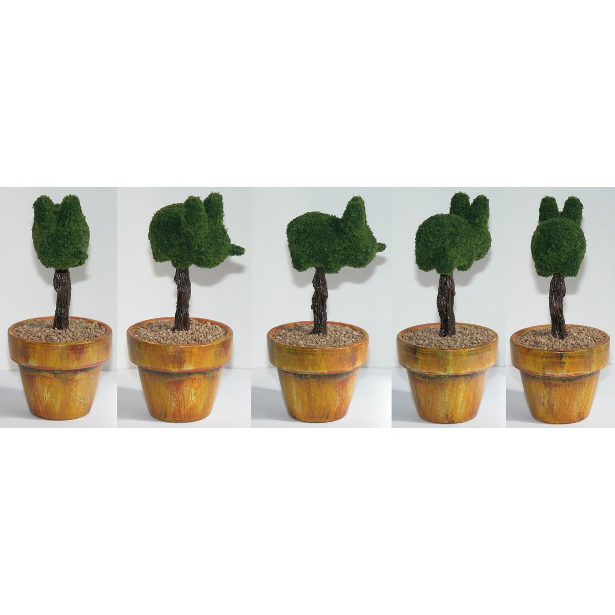 Topiary Labbit - Green