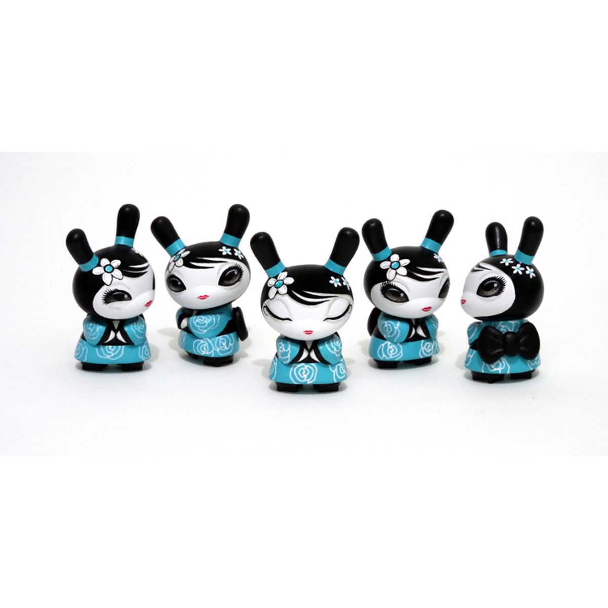 CADMIUM GEISHAS (Mizu Iro)