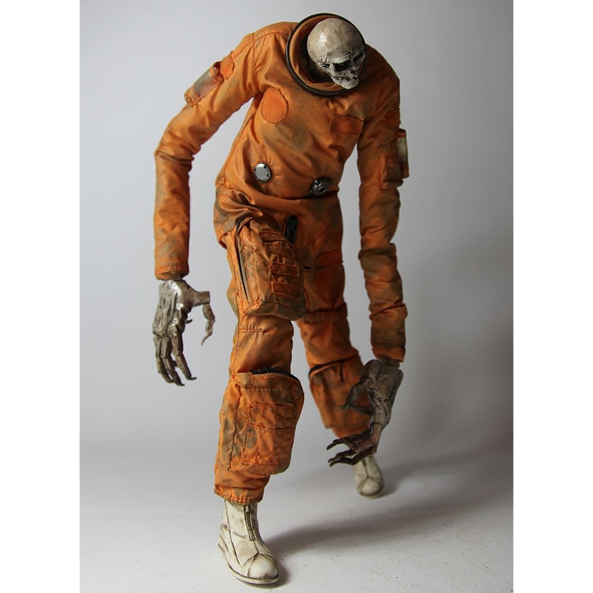 Moonbase Omega Astronaut Strigoi - Standard