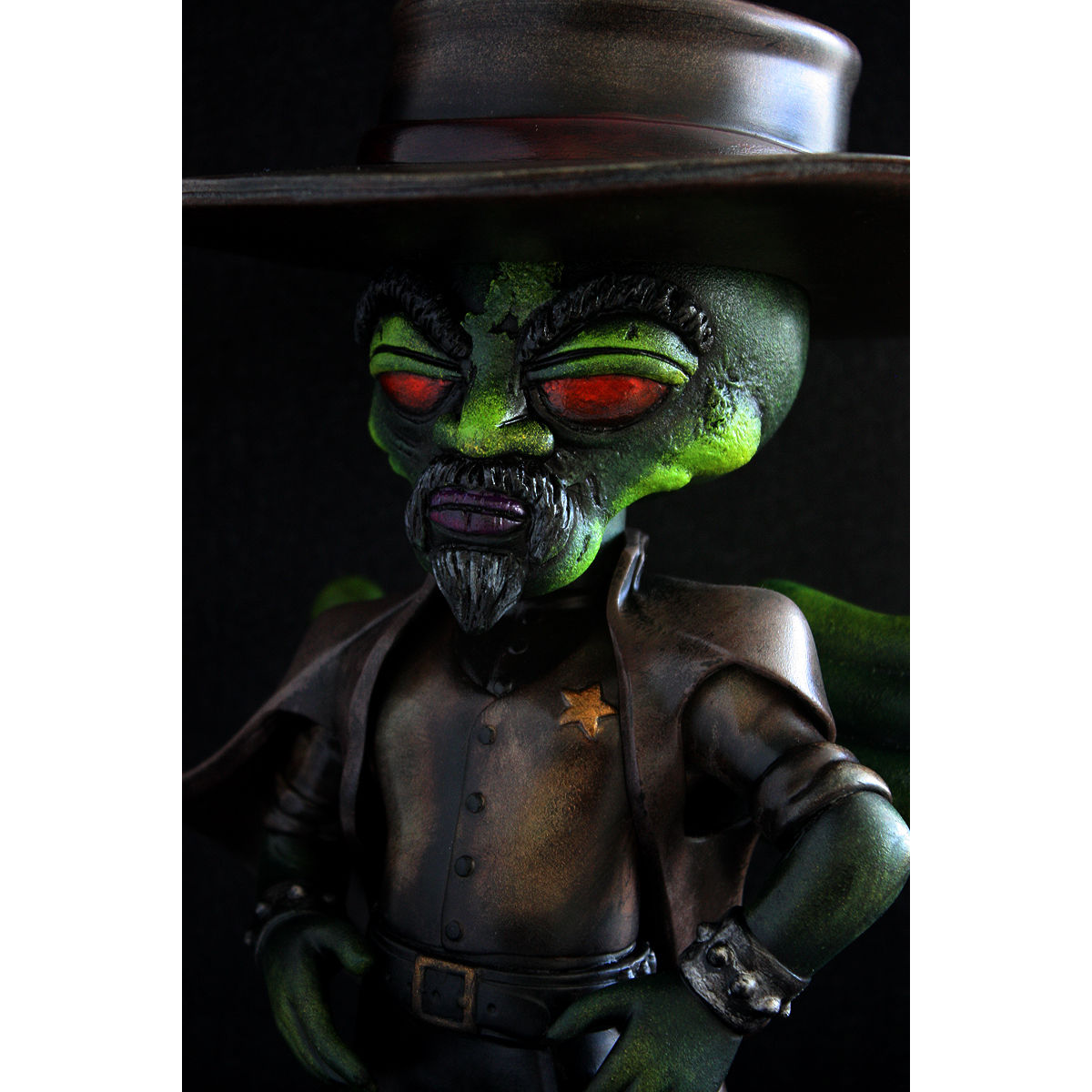 Sheriff Alien Ash