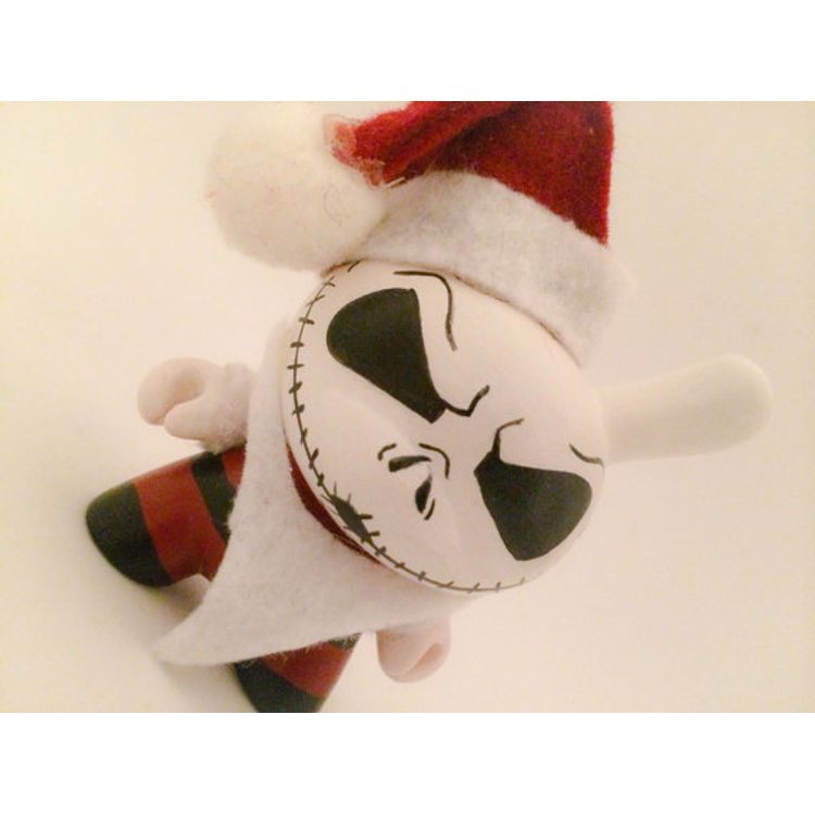 Santa Jack custom by Firehead Design (Cesar Diaz)