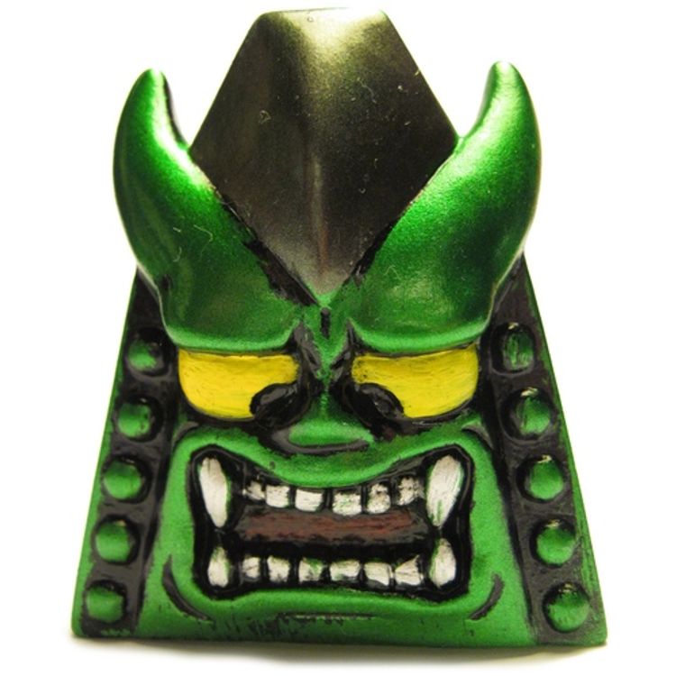 Demon Straw (鬼ガワラ) - Metallic Green by Real X Head (Mori Katsura)