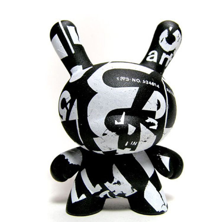 WHT/BLK TY_PO Dunny by Ryan the Wheelbarrow