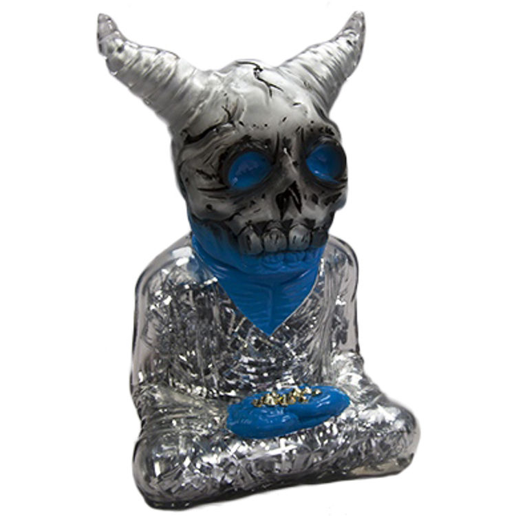 Alavaka - Silver and Blue by Devilboy (Toby Dutkiewicz)