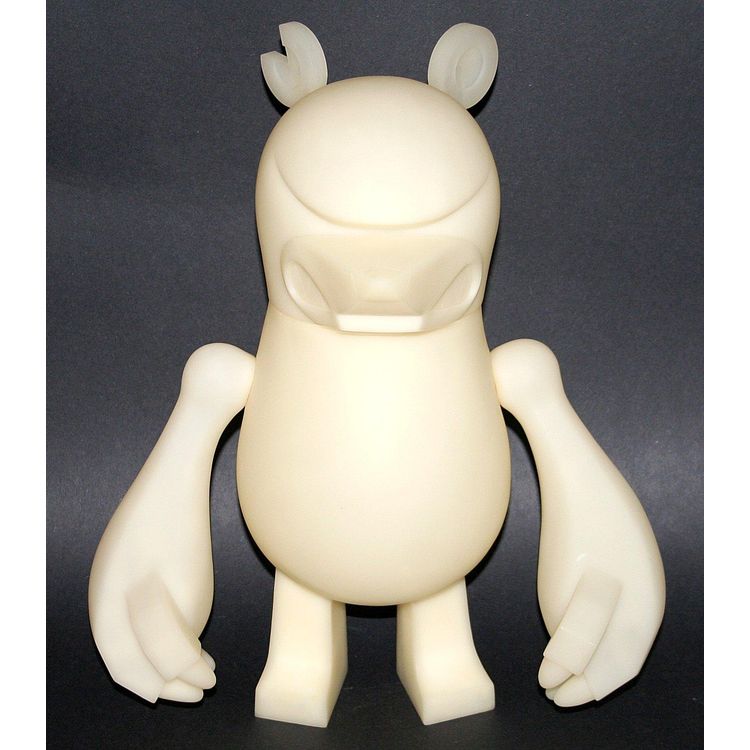 KNUCKLEBEAR - Blank DIY version by Touma