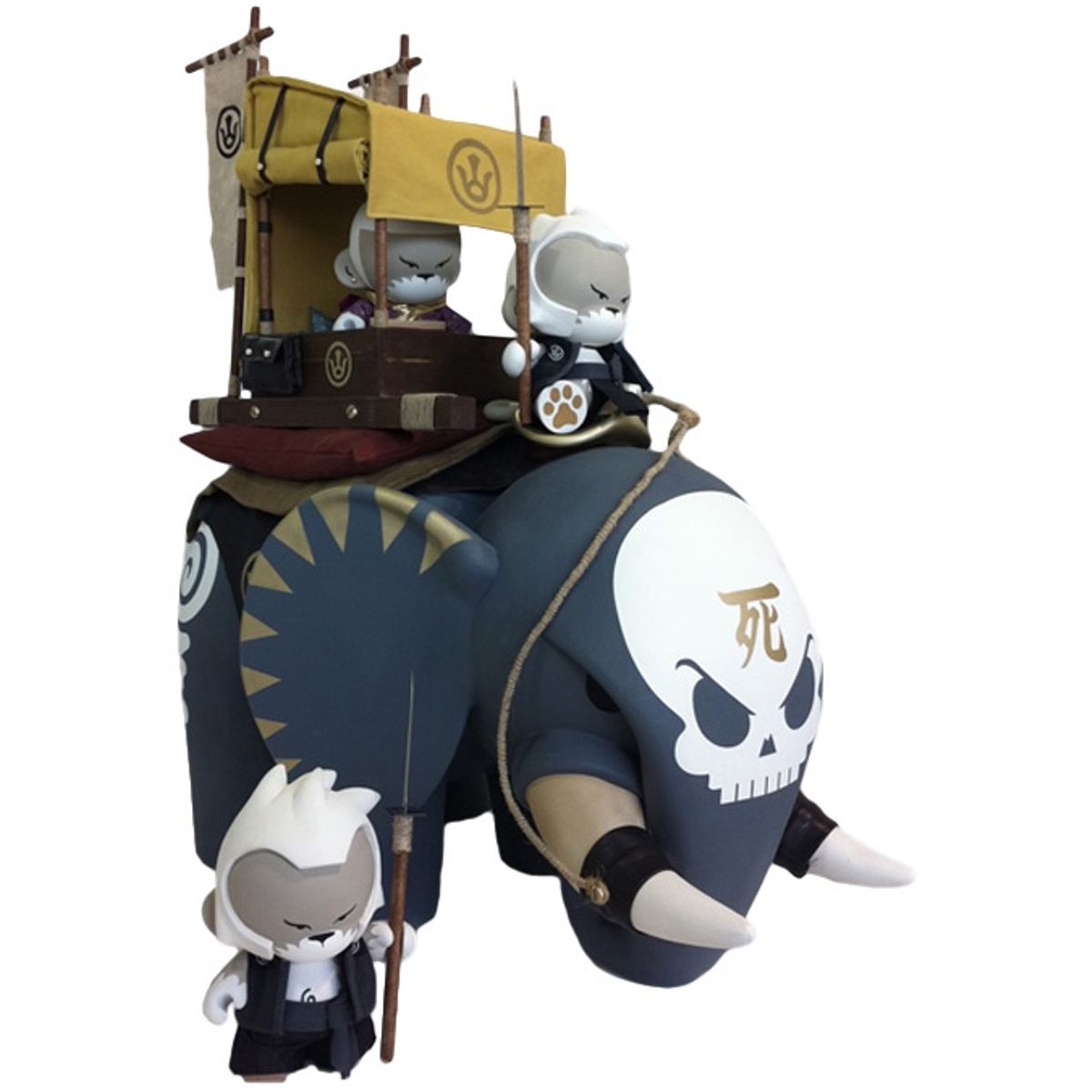 Large Mama Geisha Elephant