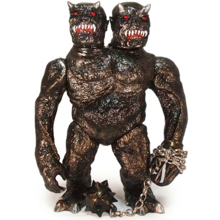 Two-Headed Giant (双頭巨人) by Bemon
