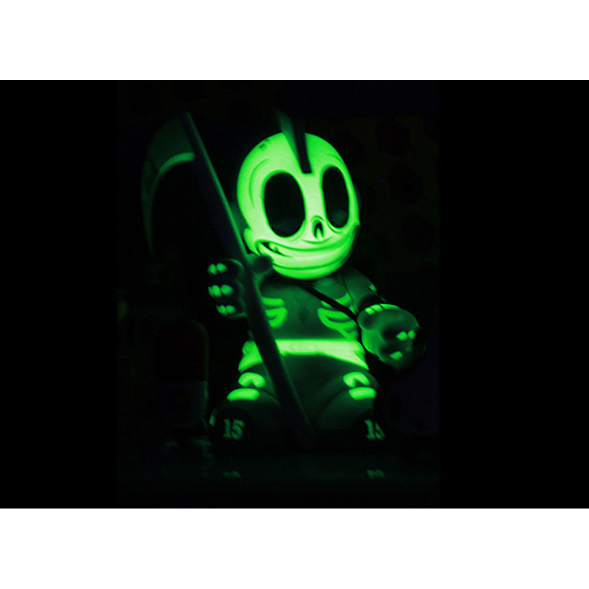 White/GID Kidreaper [Kidrobot 15]