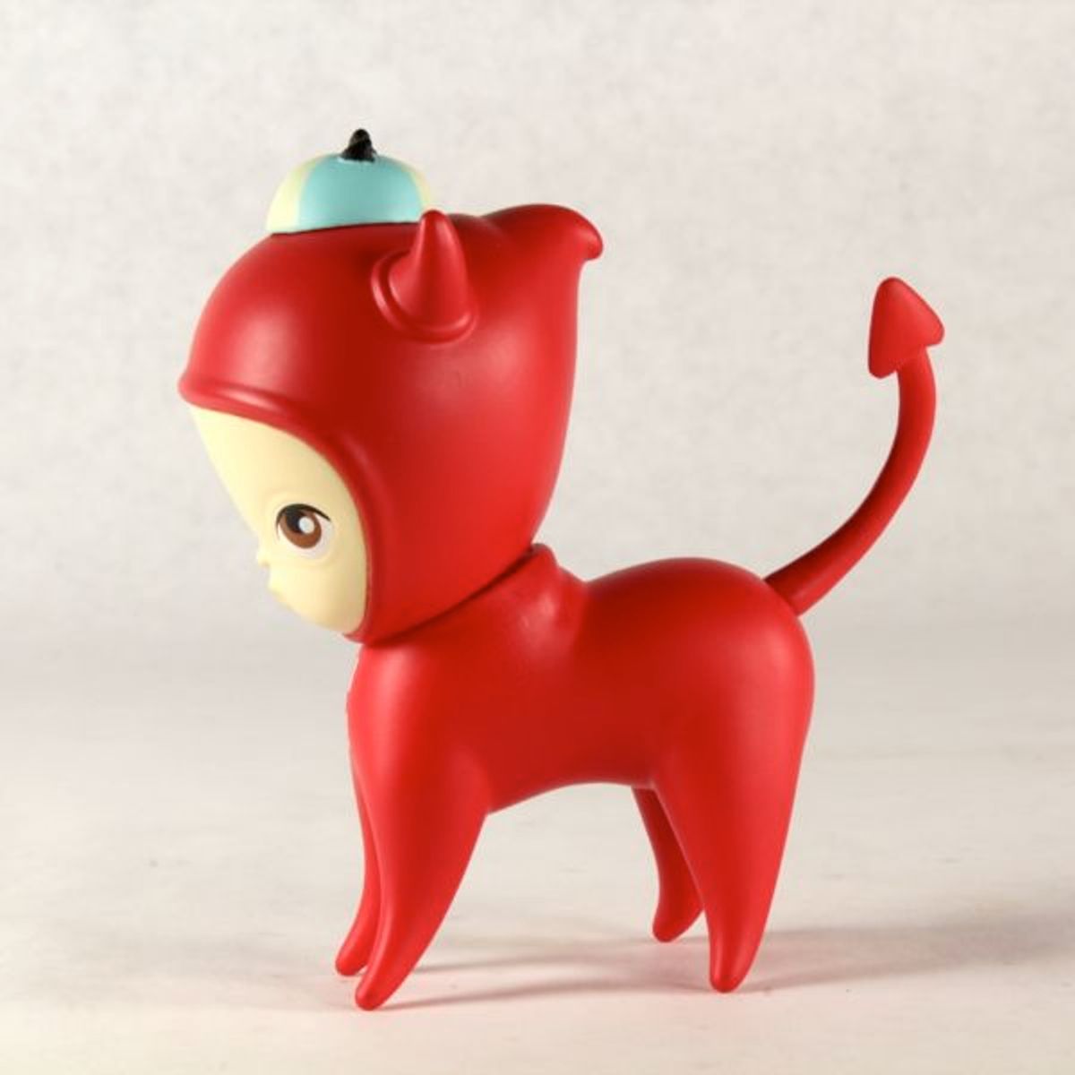 Wandering Misfits Red Dexter - Rotofugi