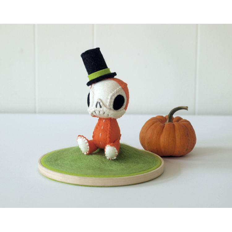 Nonesuch Skelve - Halloween by Nonesuch Garden