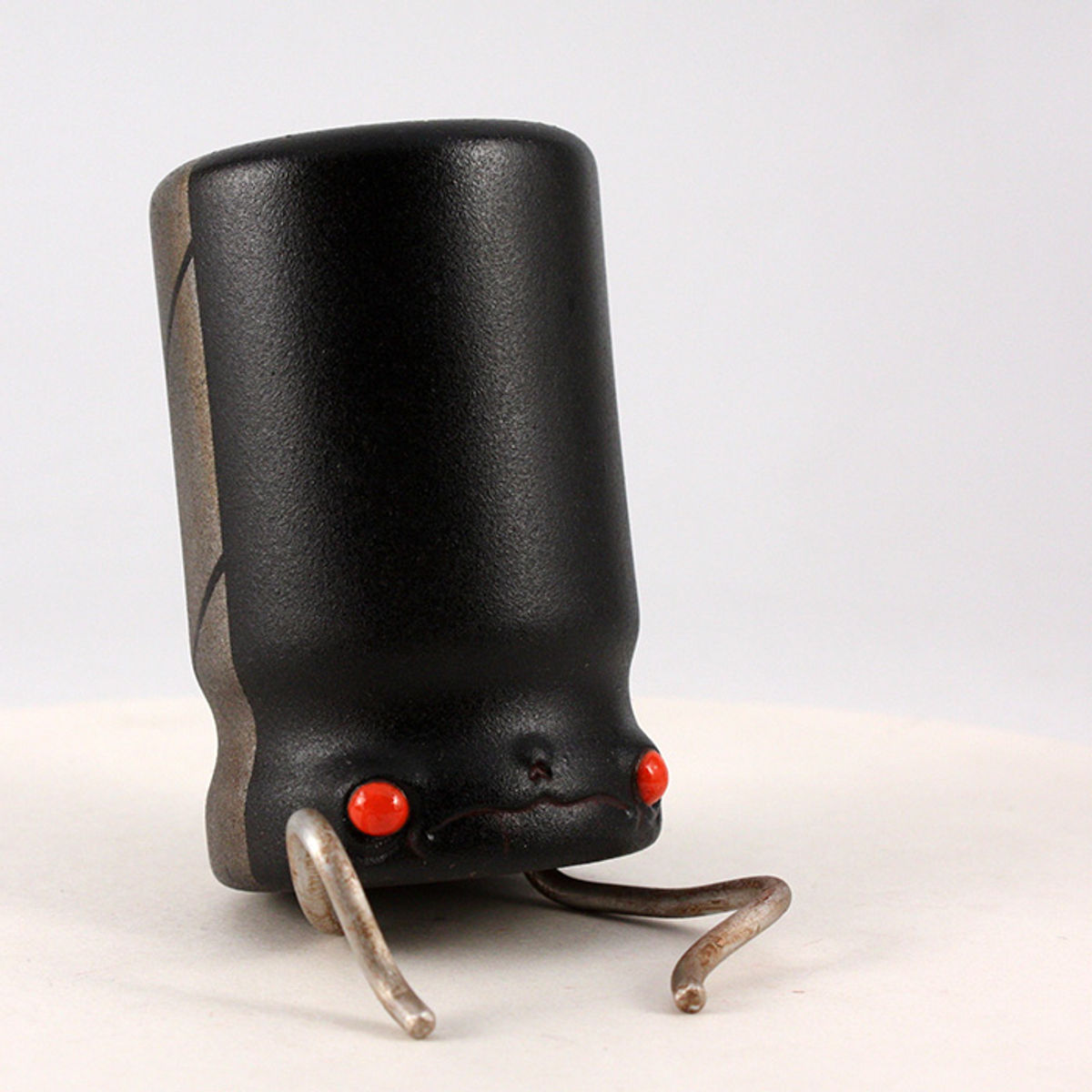 Capacitor (Black)