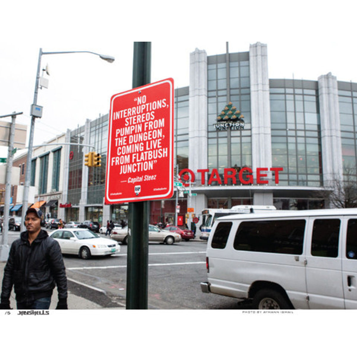 No interruptions... (Photo)