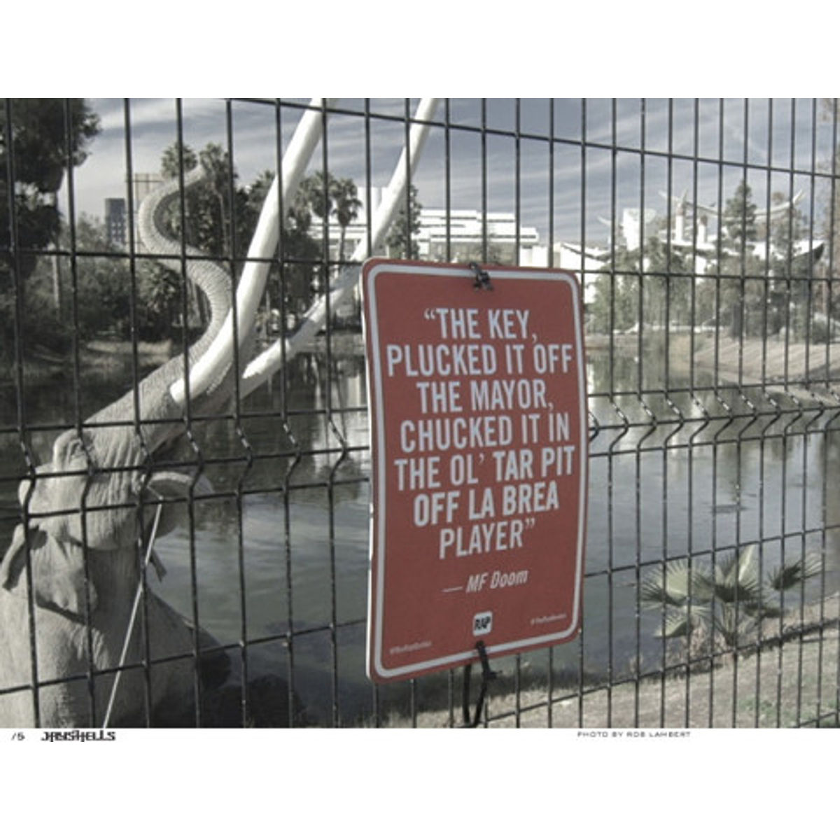 The key, plucked it off the mayor... (Photo)