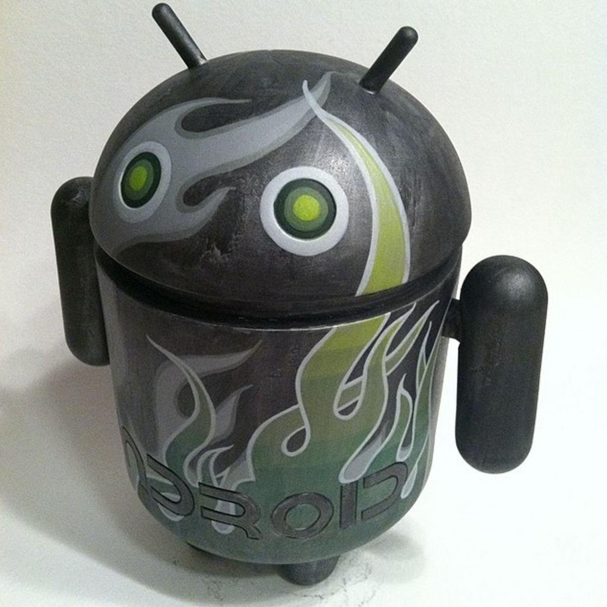 Hotrod Green Flame Mega Droid