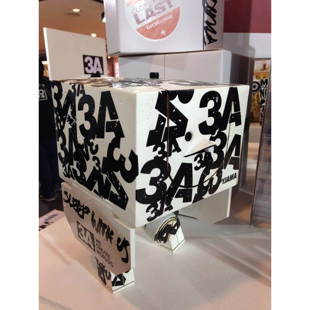 Pyjama Mighty Square