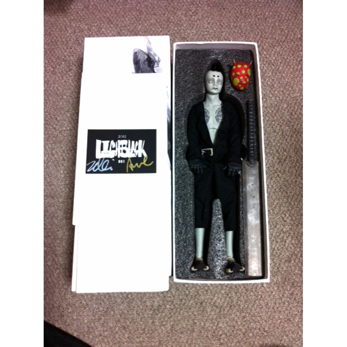 Keni Uno - In The Mirror