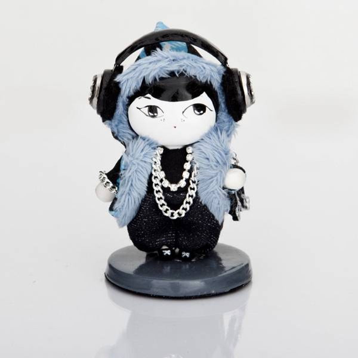 Mageritdoll URBAN TRIBES