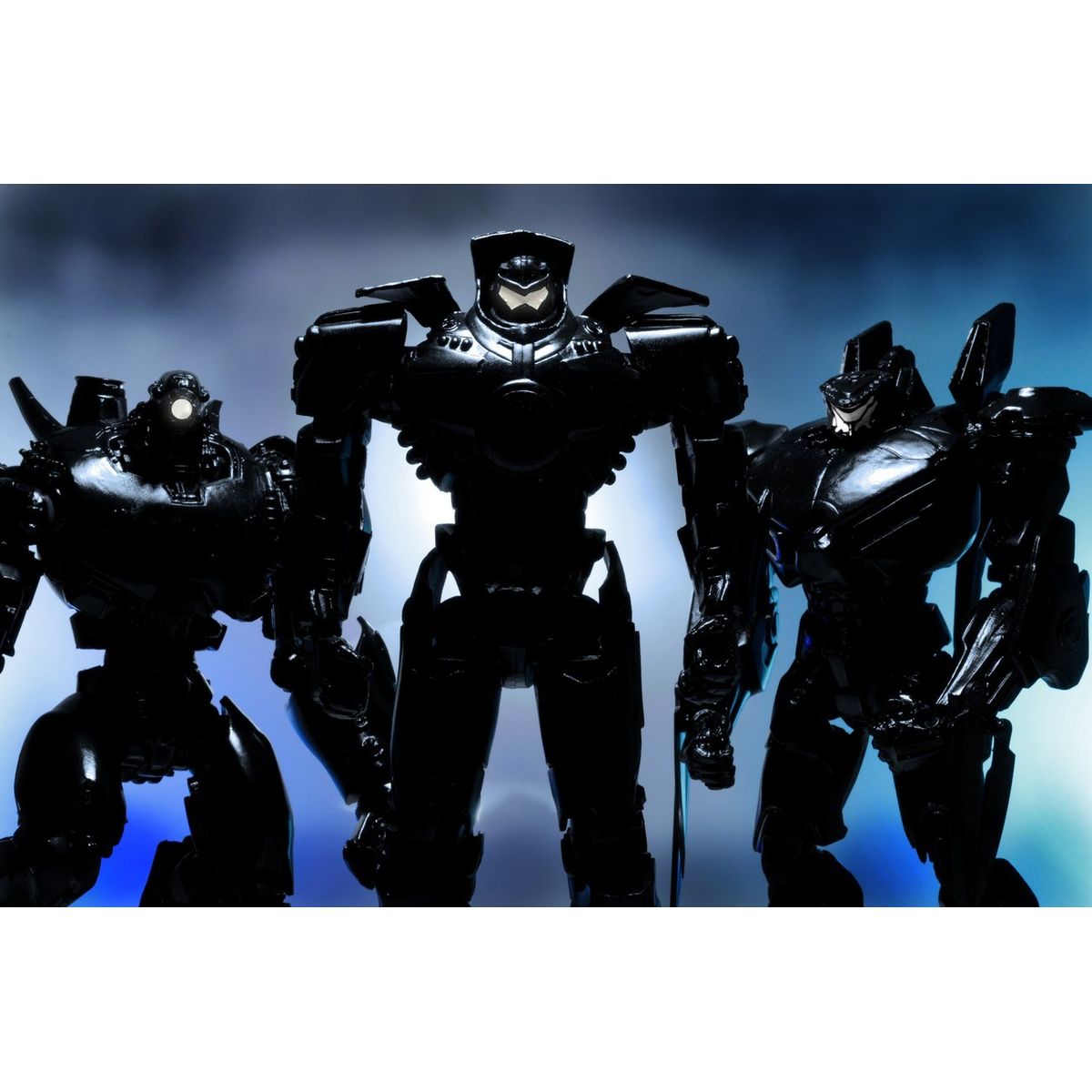 Pacific Rim “End Titles” Jaeger Action Figure 3-Pack