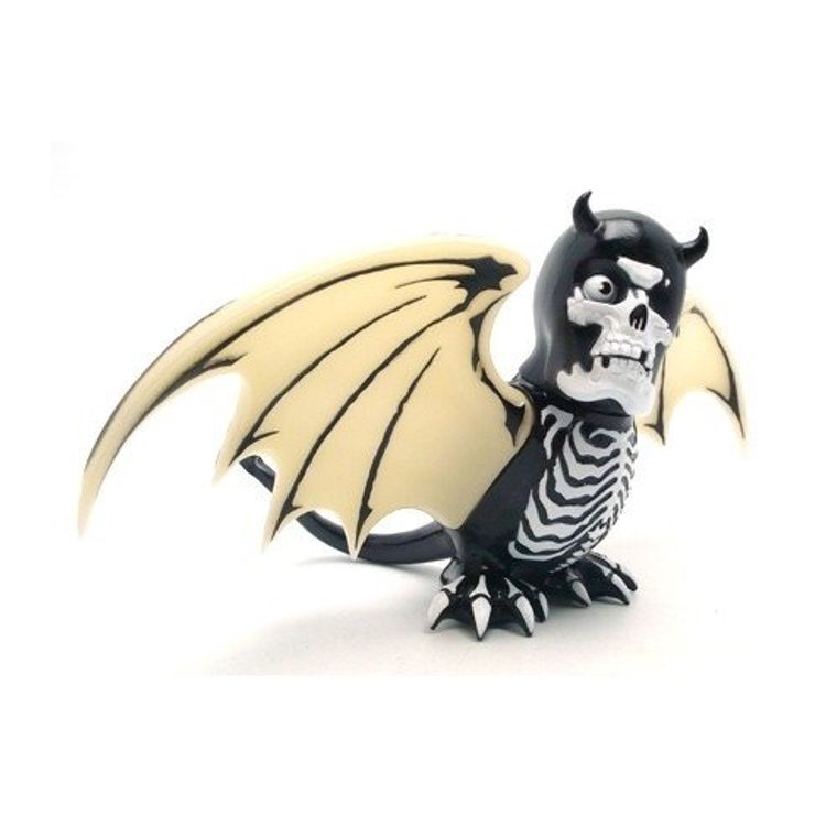 1% CUTE black × orange phosphorescent SKULL BAT by Balzac