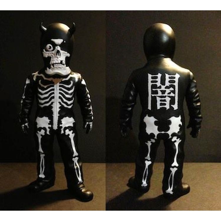 skullman - white Kumamoto by Balzac