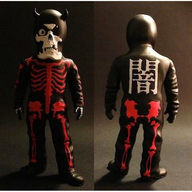 Skullman - Red Bones/White Kumamoto by Balzac
