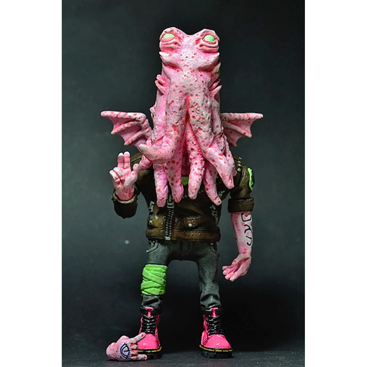 Oi! Cthulhu - Pink/Green Eyes