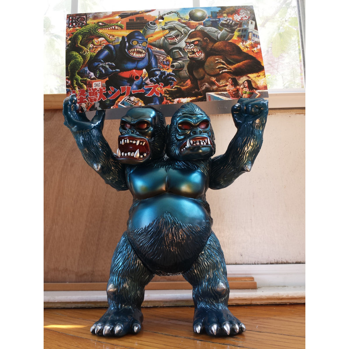 King Gorrilla-Ju - Metallic Blue
