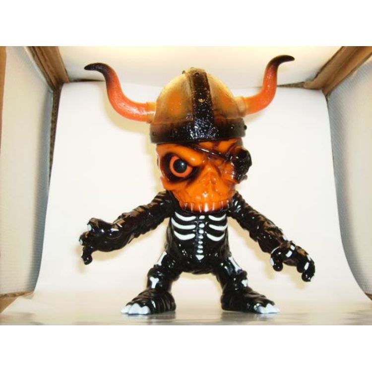 Skull Zombi - Black body, white bones, with orange head by BLObPUS