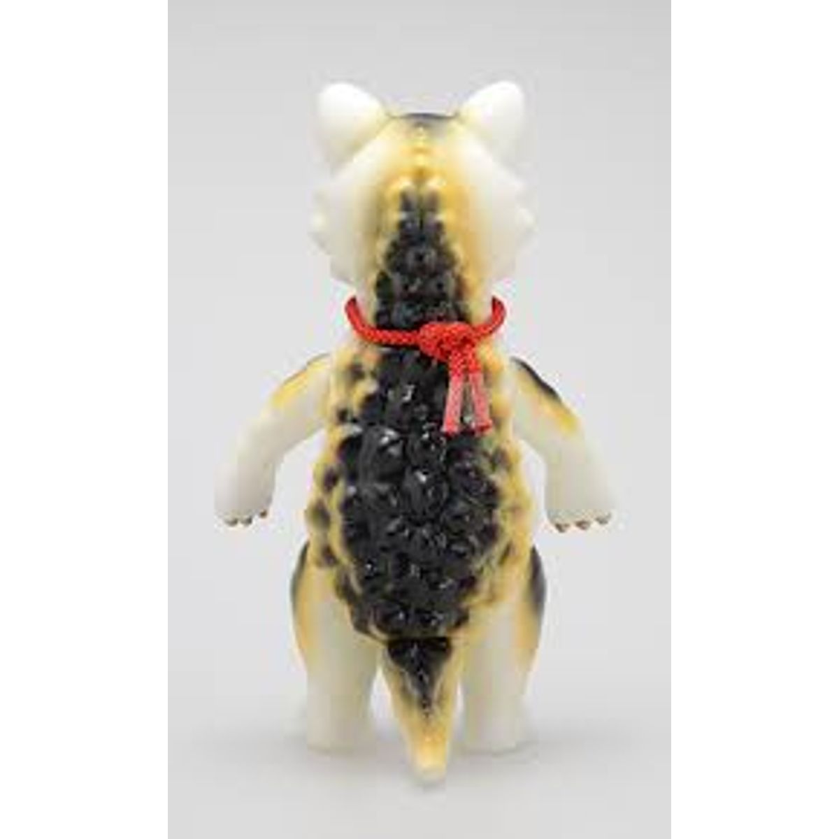 Mountain Cat Kaijyu Nyagos - White