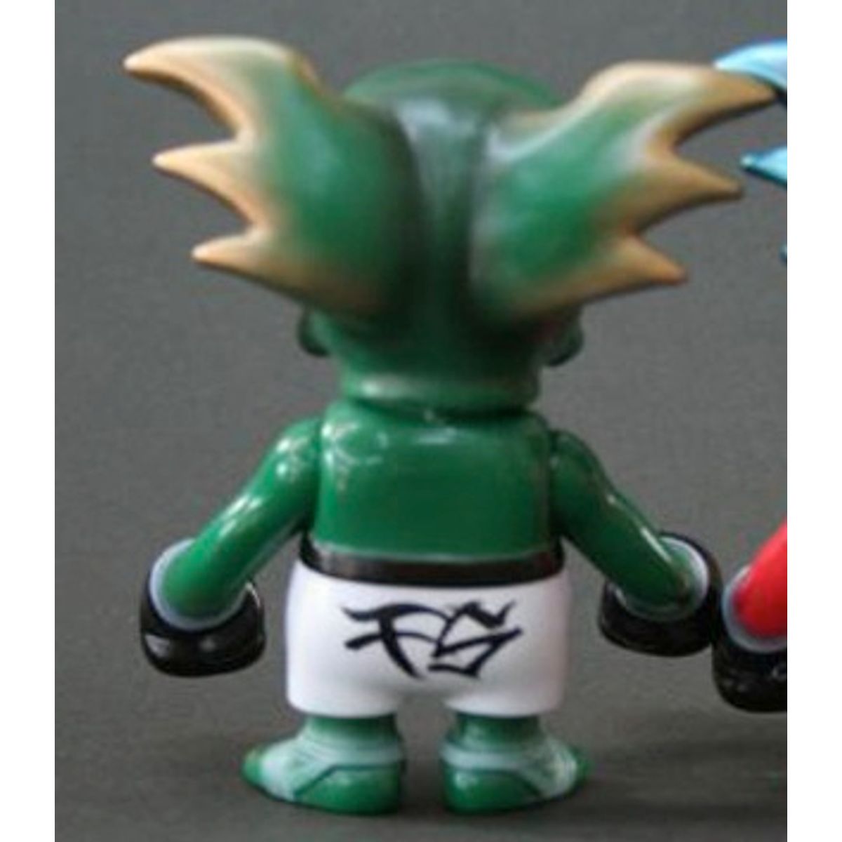 Skullwing: Wingshits Green (Astro Zombies x Hirota Saigansho)