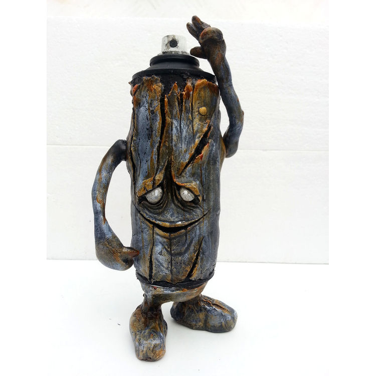 RECYCLED GRAFFITI SPRAY CAN CUSTOM by Hoakser